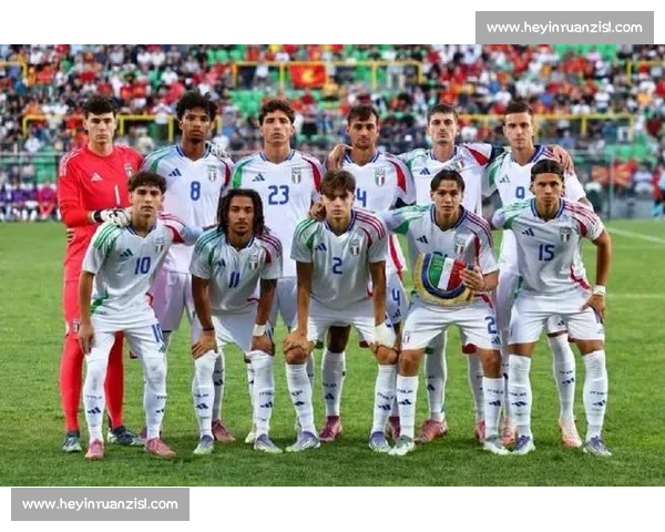 女接待员怒闯德国 U21 大巴!15 个啤酒杯引发跨国风波 女接待员怒闯德国 U21 大巴!15 个啤酒杯引发跨国风波